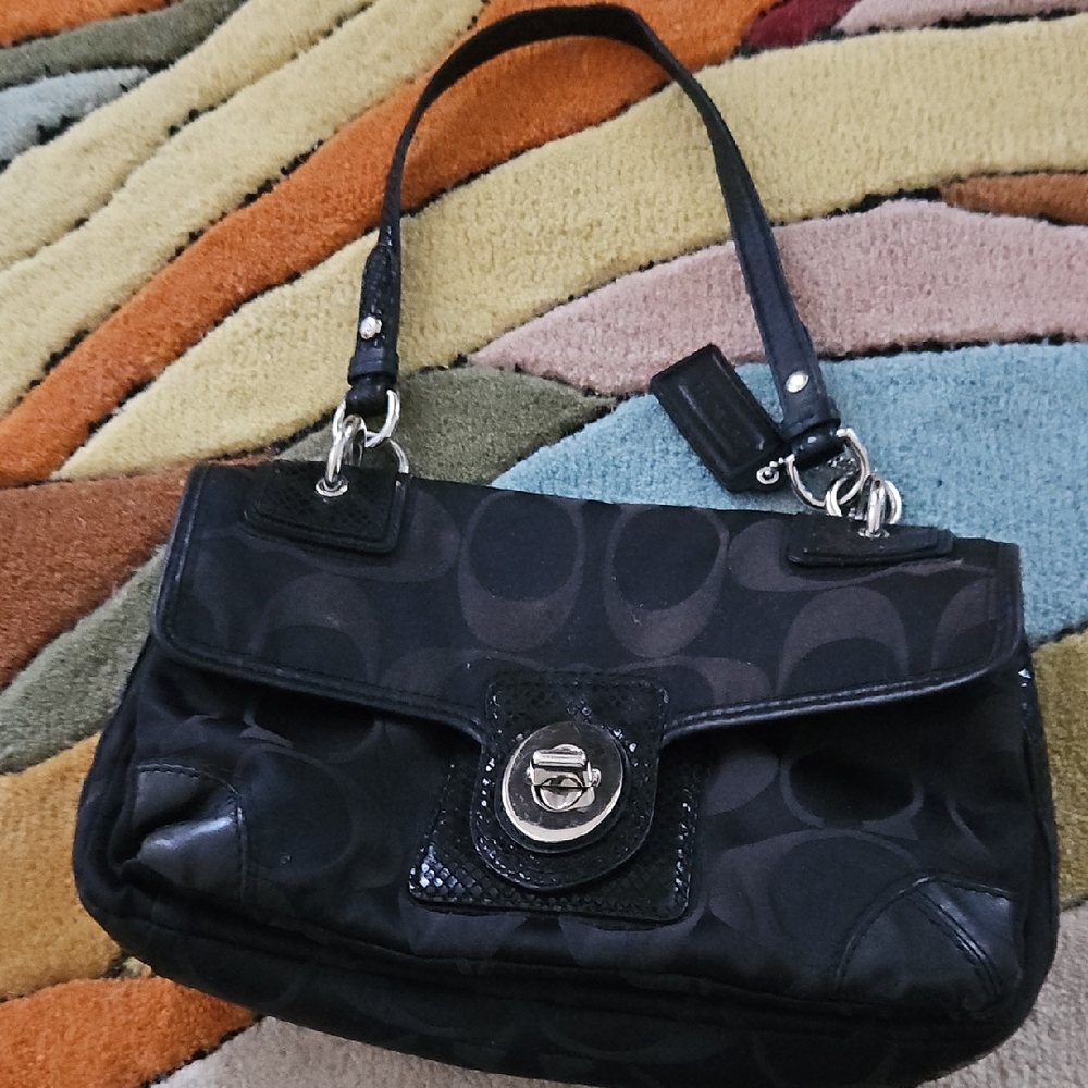 Vintage Coach Black Shoulder Bag